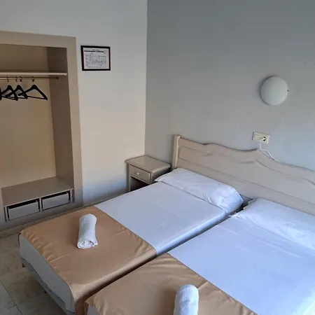 Caste Gæstehus Lloret de Mar